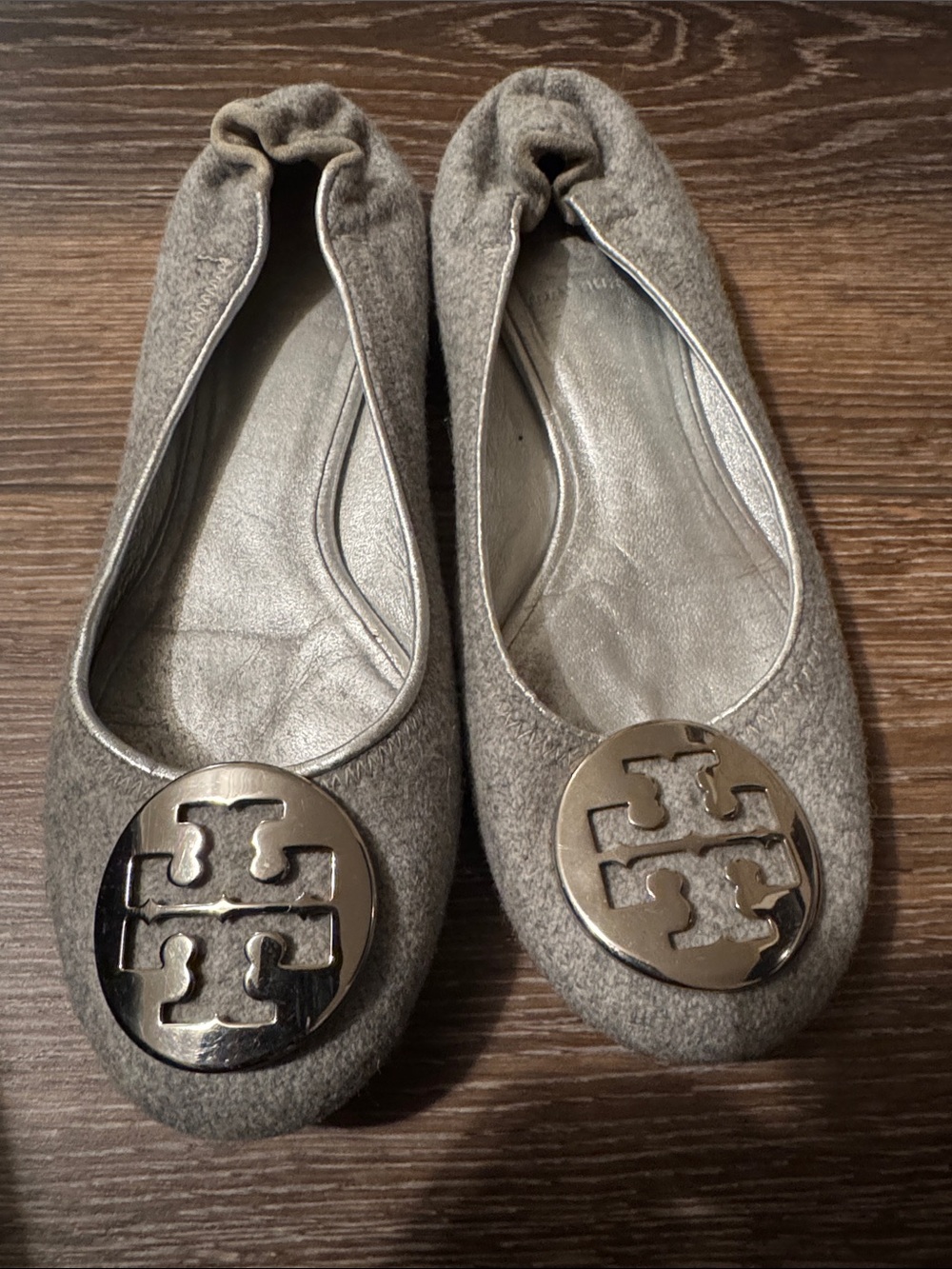 Tory Burch  Grey Wool Logo Medallion Ballet Flats